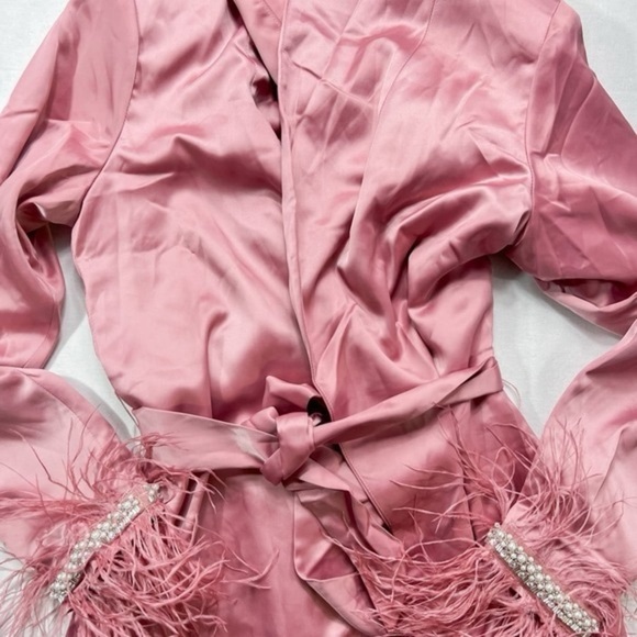naked wardrobe Other - Naked Wardrobe 'The Statement' Silky Pink Duster SMLElegant Pink Feather